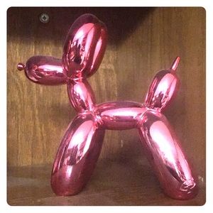 Balloon dog decor